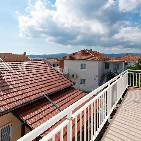 アパート Mare オレビック