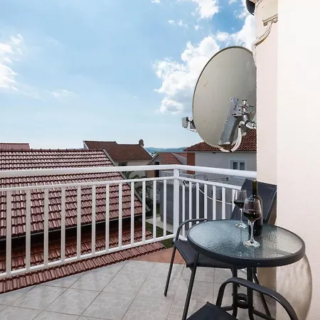 アパート Mare オレビック