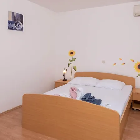 Apartman Mare *